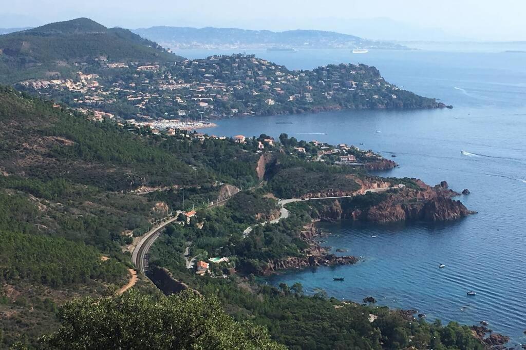 "Les Alizes" Cote Piscine Proche Bord De Mer Saint-Raphaël Exterior foto